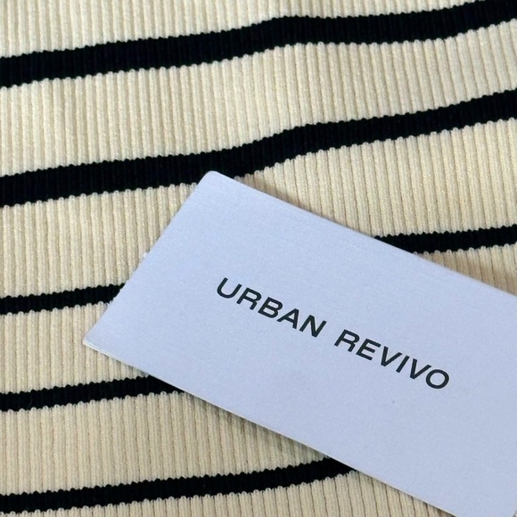 👚⚫ URBAN REVIVO Stretch Stripe Cowl Neck Off-Shoulder Preppy Top, Black Cream XS - Picture 3 of 5